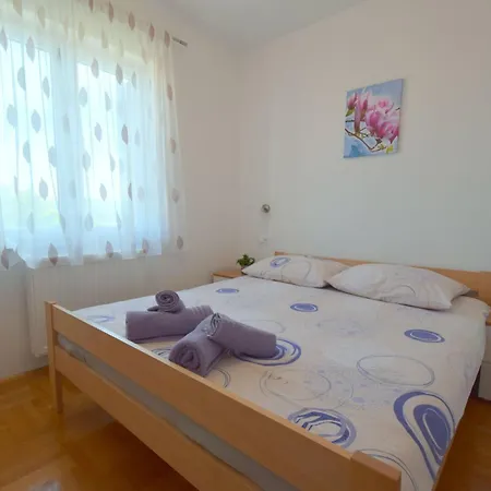 公寓 Baran By Interhome