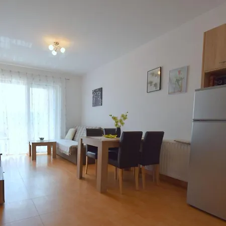 Lejlighed Baran By Interhome